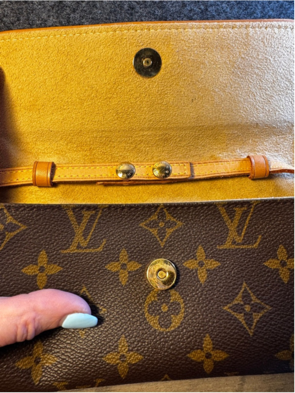 Louis Vuitton Pochette Twin PM Crosse Body Authentic - Picture 10 of 11